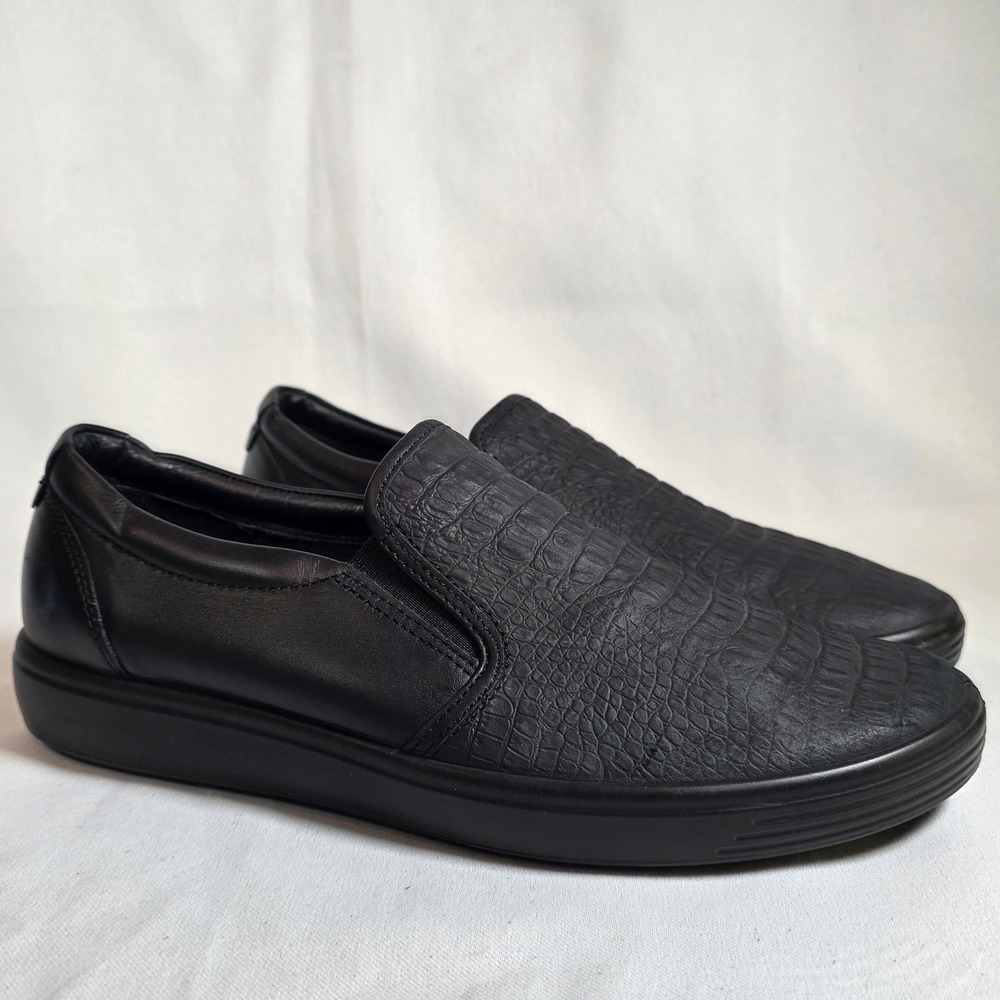 ECCO Soft 7 Black Womens 9.5 Slip On Sneaker Croc Embossed Leather Quiet Luxury